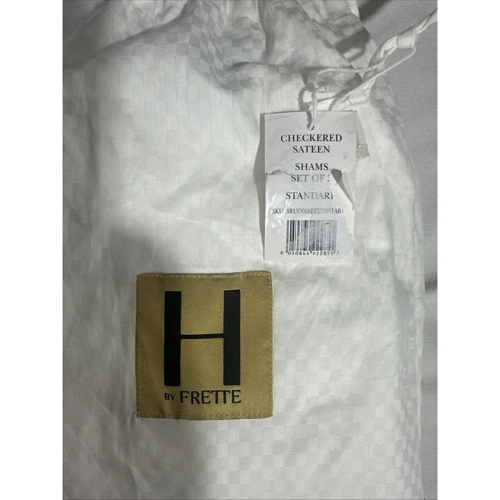 NWT $115 H by Frette [ 2 Standard Shams‎ ] Checkered Sateen in White #U1360